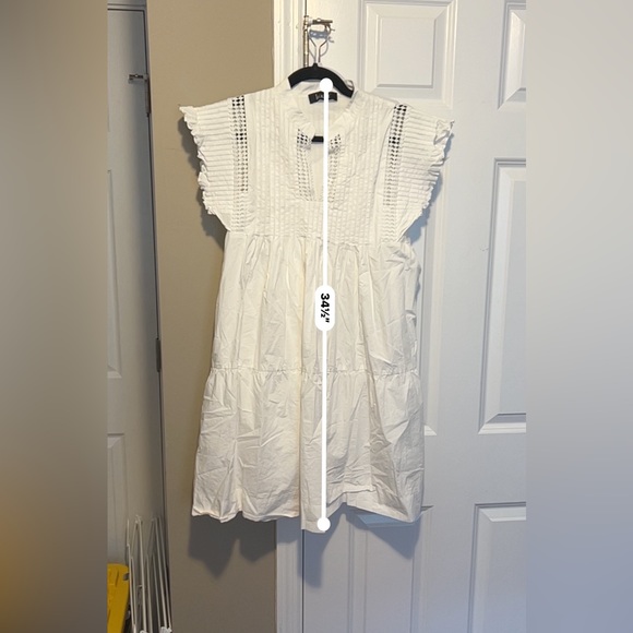 Few Moda Kourt brand white flutter sleeve cotton dress - Picture 7 of 7